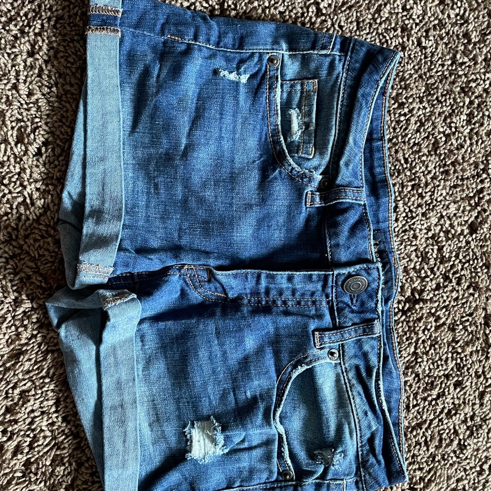 Aeropostale jean shorts. Size 4